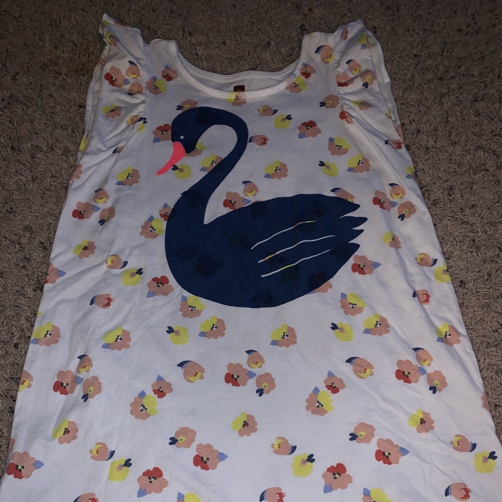 Girls Tea Size 12 short sleeve shirt